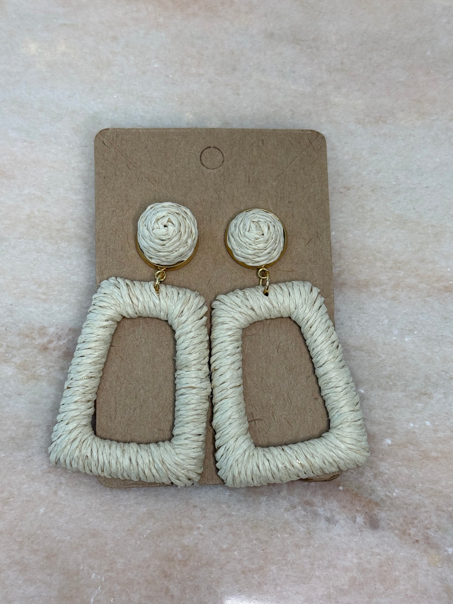 Boucles d’oreilles Beiges