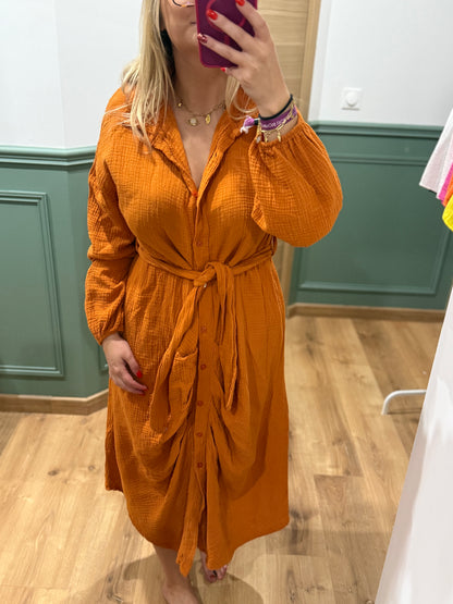 Robe chemise longue ceinturée – Rouge brique