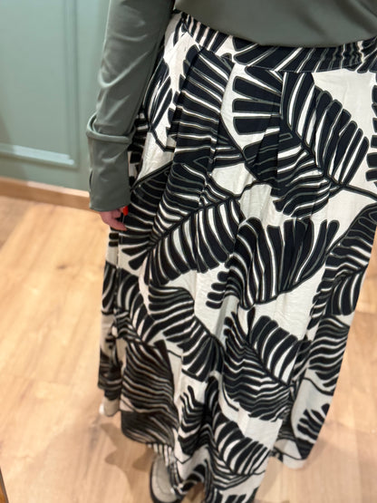 Jupe midi imprimé feuillage noir et blanc